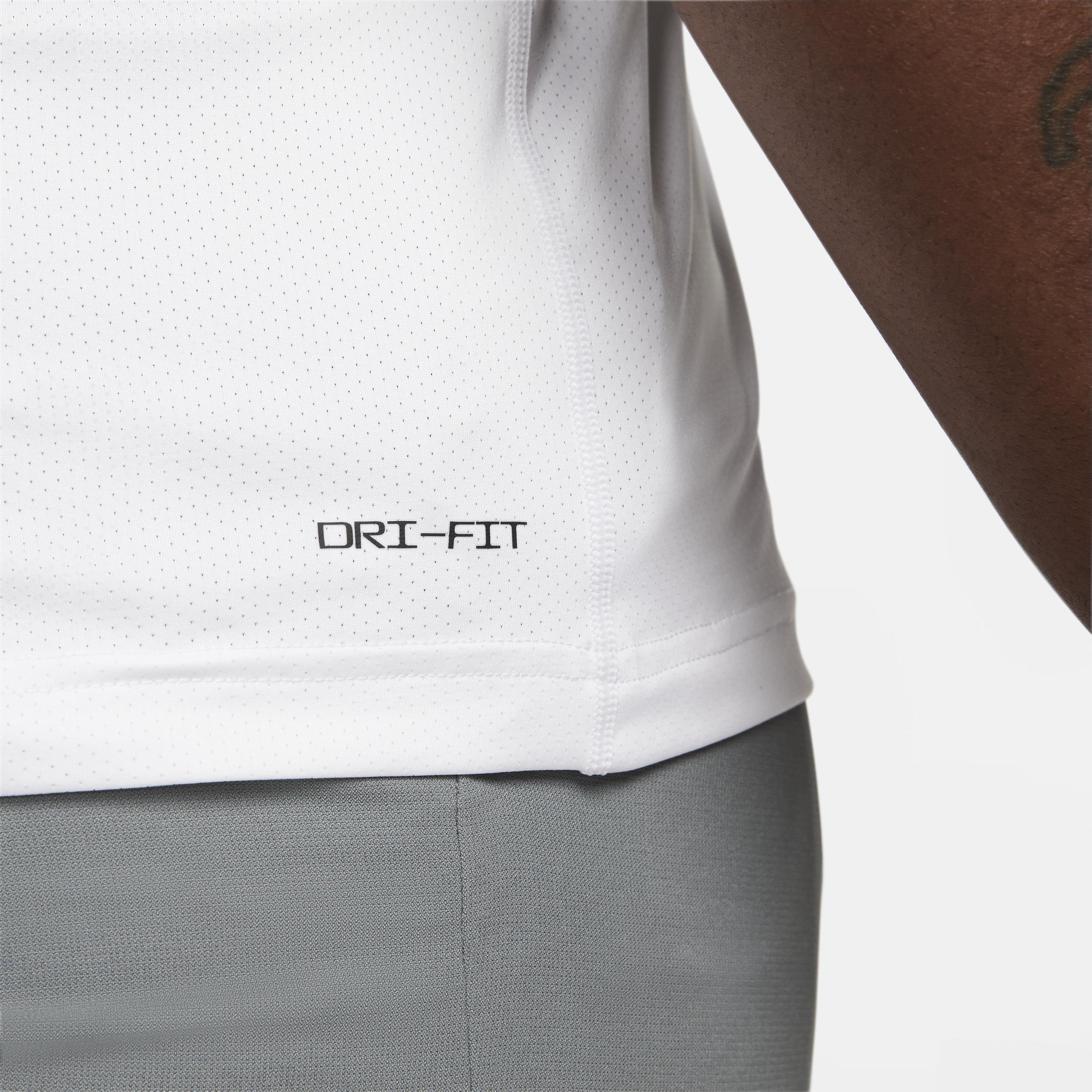 Nike Men's Ready Dri-FIT Fitness Tank Top Product Image