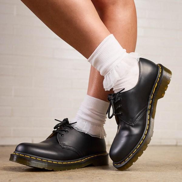 Dr. Martens Mens 1461 Smooth Leather Oxfords Product Image