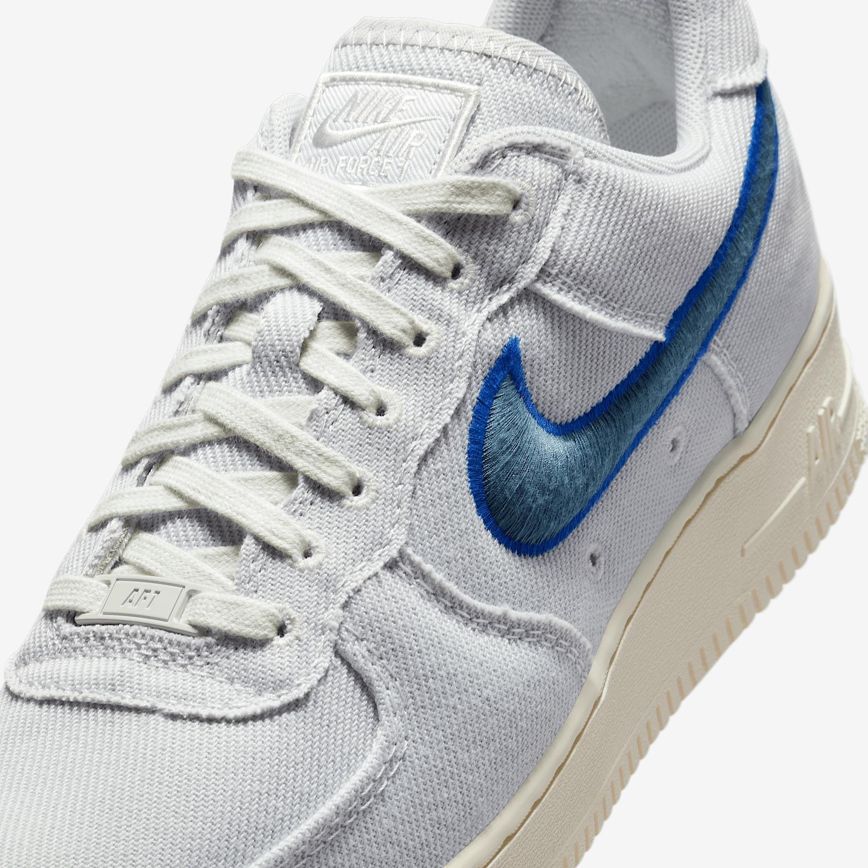 Nike Men's Air Force 1 Low Canvas Shoes Product Image