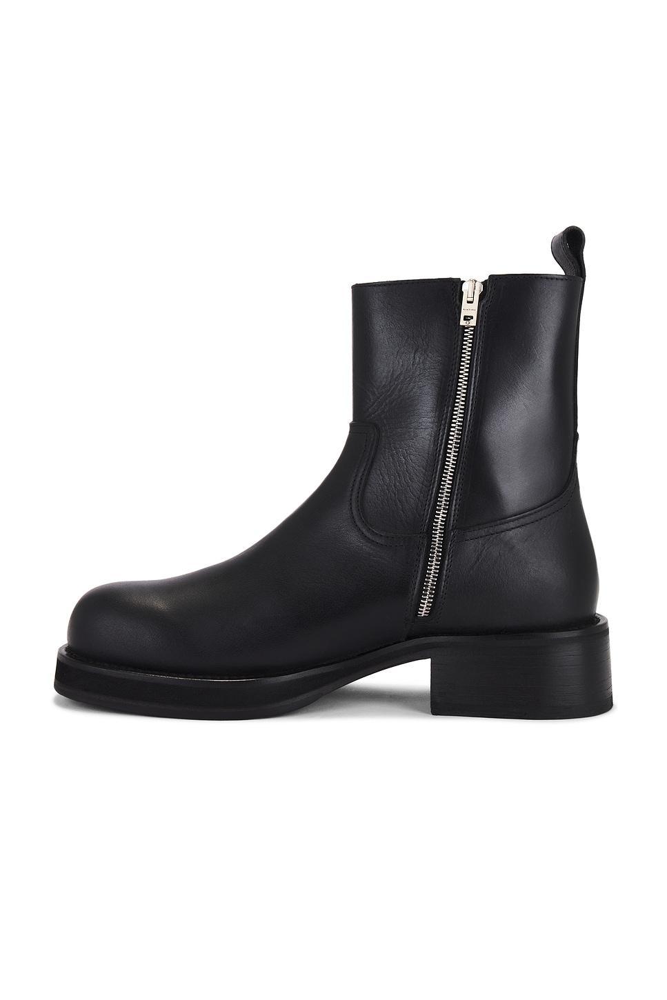 Besare Boot Product Image