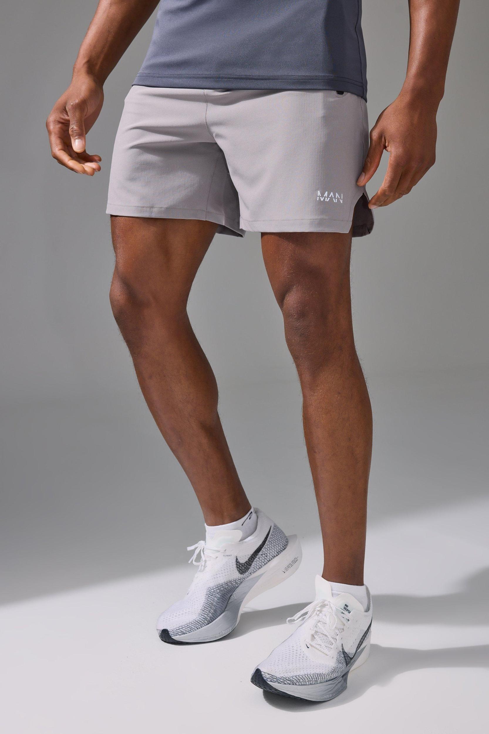 Mens Man Active Stretch Ripstop Regular Fit 5inch Short - Grey Product Image
