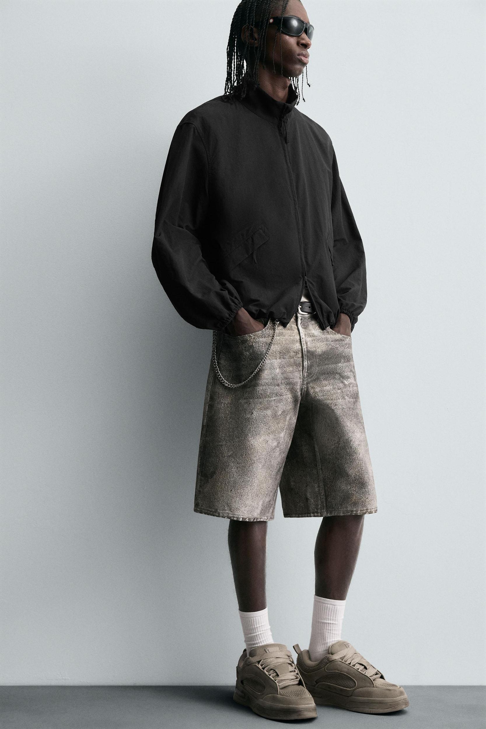 ABSTRACT PRINT BAGGY FIT DENIM SHORTS Product Image