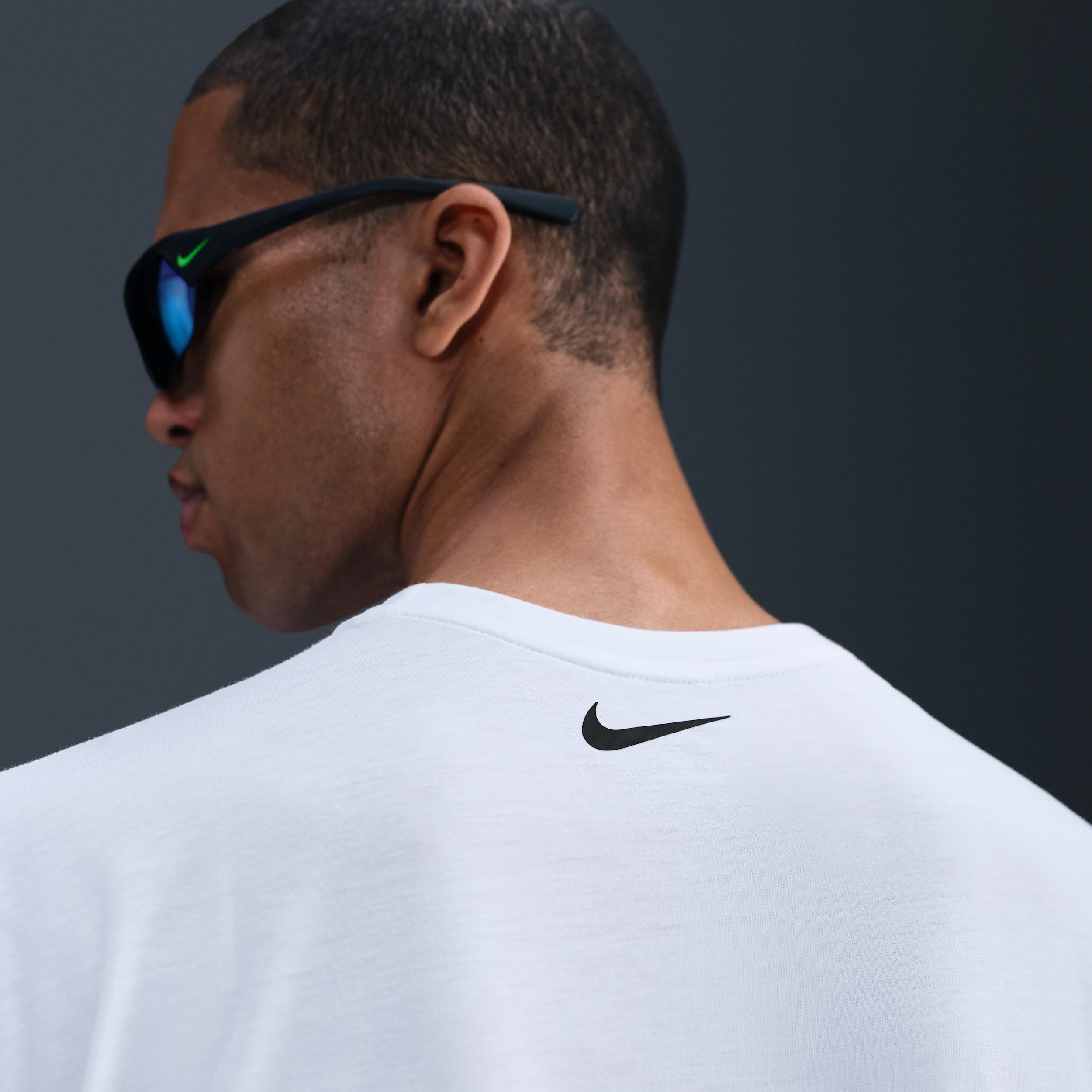 Nike Men's Swim Swoosh Hydroguard Short-Sleeve Top Product Image