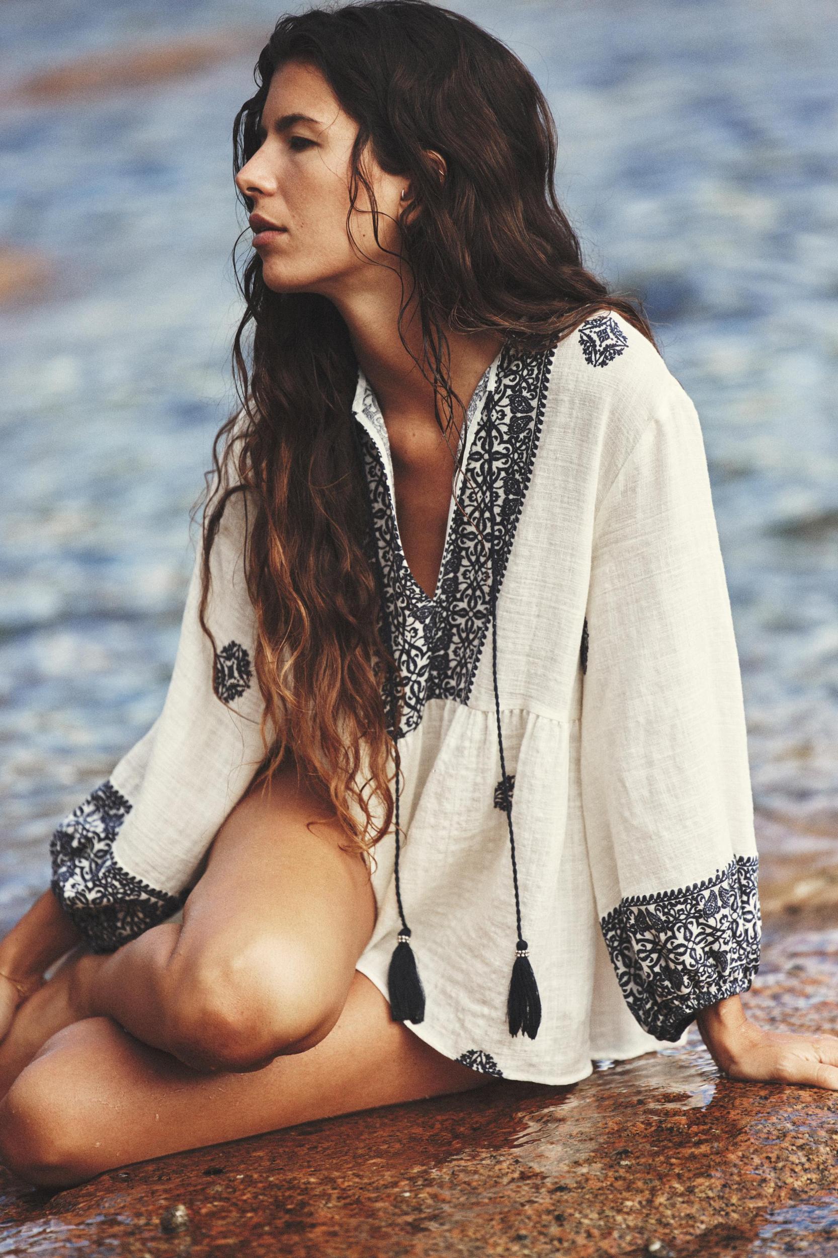 PRINTED RUSTIC BLOUSE Product Image