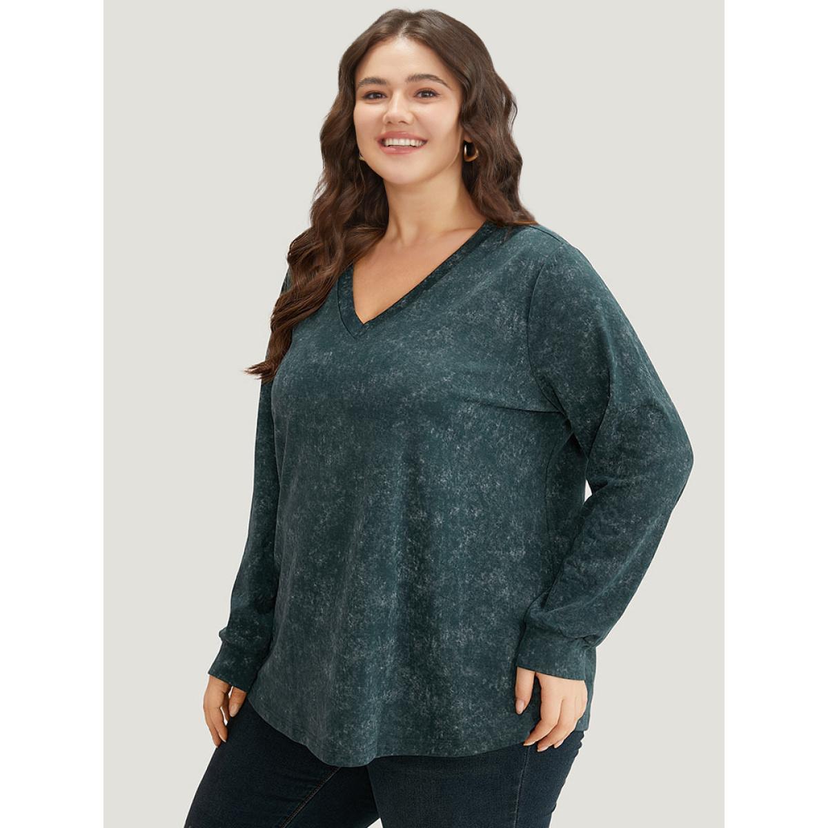 Plus Size Solid Vintage V Neck Sweatshirt Women Cyan Casual Plain V-neck Dailywear Sweatshirts BloomChic 28/5X Product Image