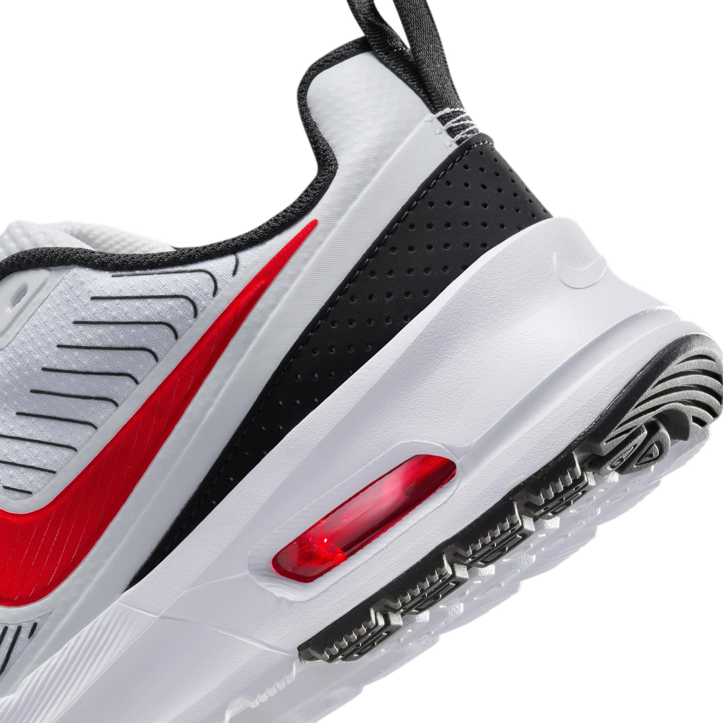Nike Men's Air Max Nuaxis Shoes Product Image