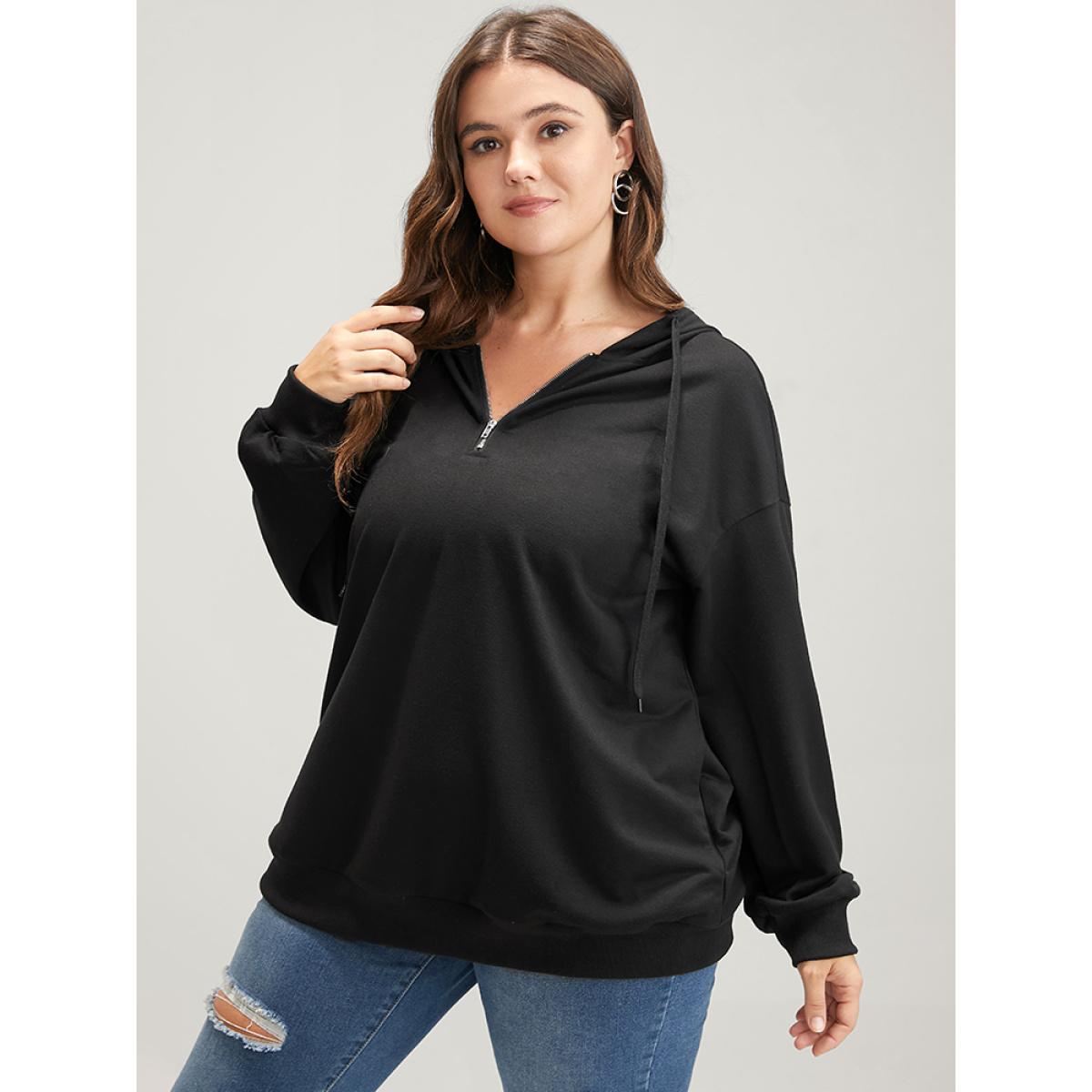 Plus Size Solid Zipper Front Pocket Drawstring Hooded Sweatshirt Women Black Casual Zipper Hooded Dailywear Sweatshirts BloomChic 28/5X Product Image