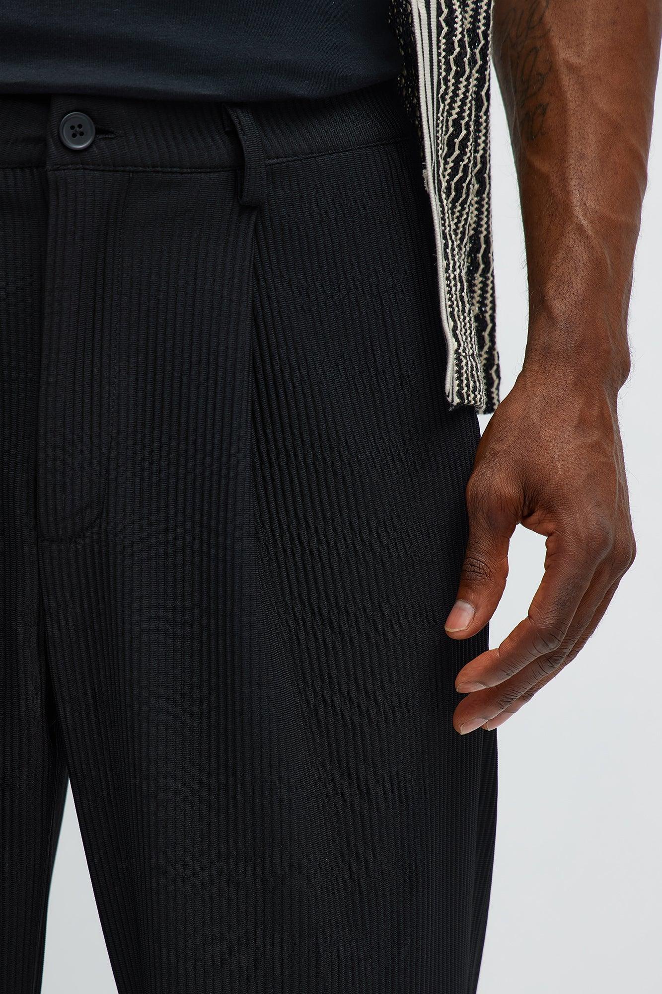 Show Up Straight Pleated Trousers - Black Product Image