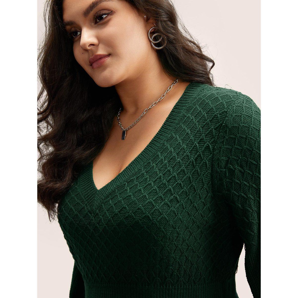 Plus Size Plain Plisse Lantern Sleeve A Line Pullover DarkGreen Women Elegant Long Sleeve V-neck Everyday Pullovers BloomChic 30/6X Product Image