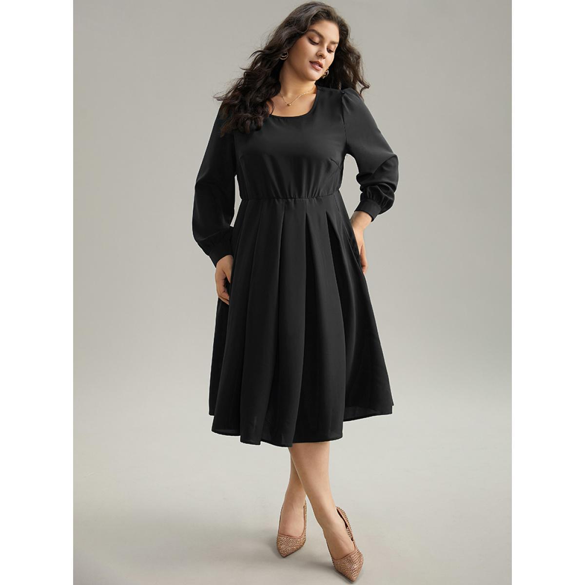 Plus Size Static-Free Plain Pleated Pocket Dress Black Women Elegant Plain Round Neck Long Sleeve Curvy Midi Dress BloomChic 18-20/2X Product Image