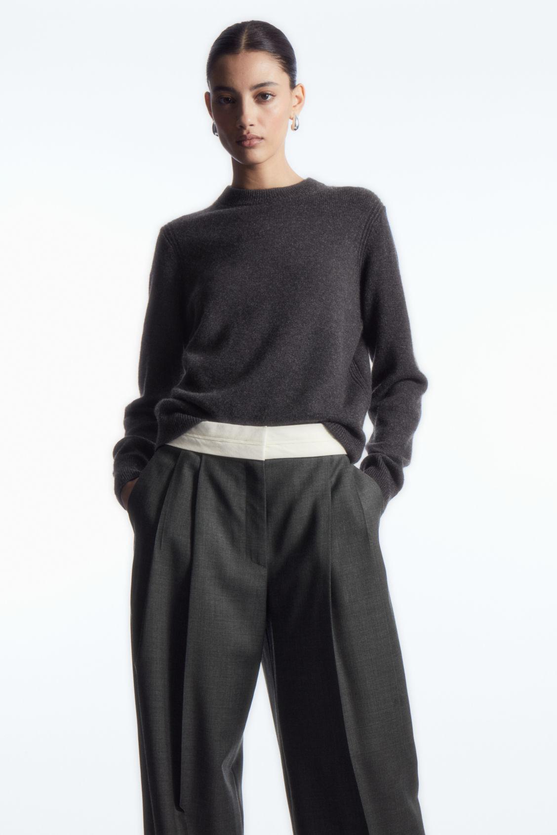 PURE CASHMERE SWEATER Product Image