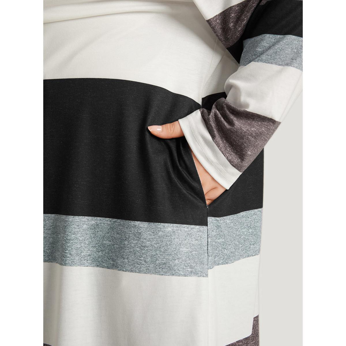 Plus Size Striped Contrast Pocket Open Front Kimono Women Multicolor Casual Contrast Loose Pocket Everyday Kimonos BloomChic 28/5X Product Image