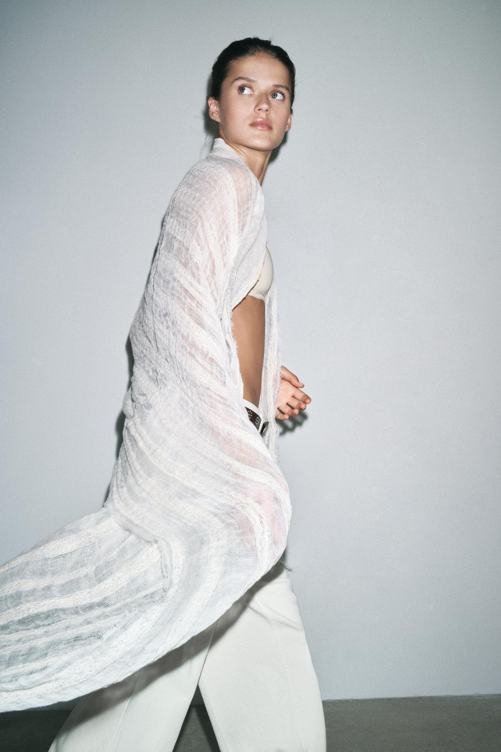 LINEN STRIPED SCARF Product Image