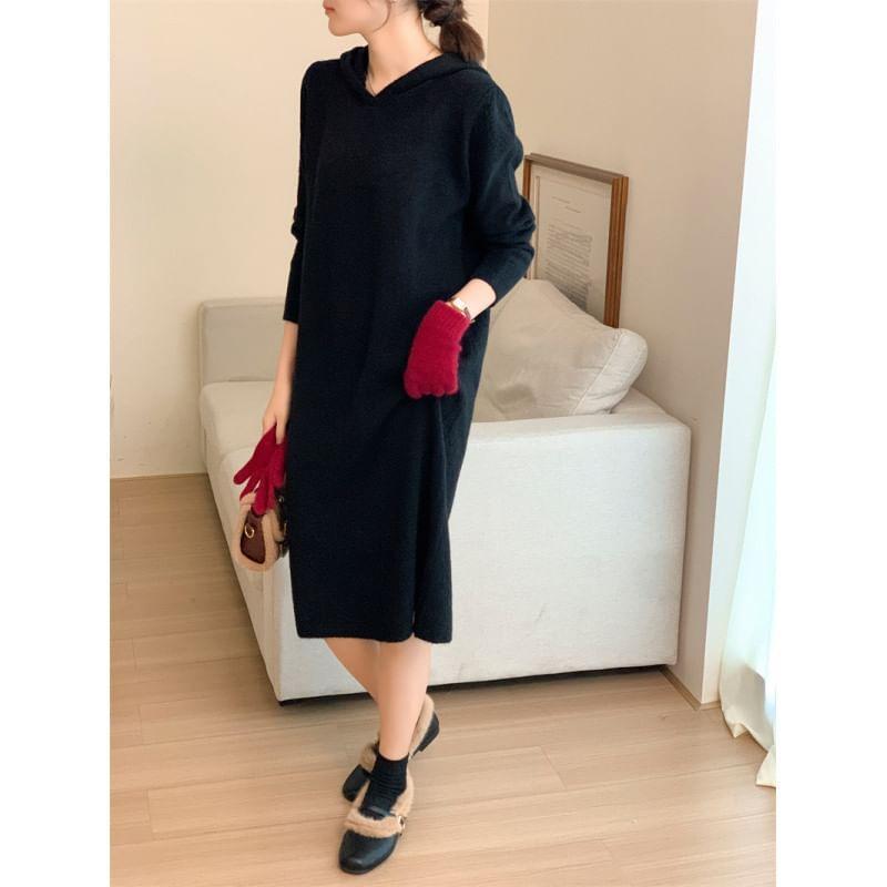 Long-Sleeve V-Neck Hooded Midi Sheath Knit Dress Product Image
