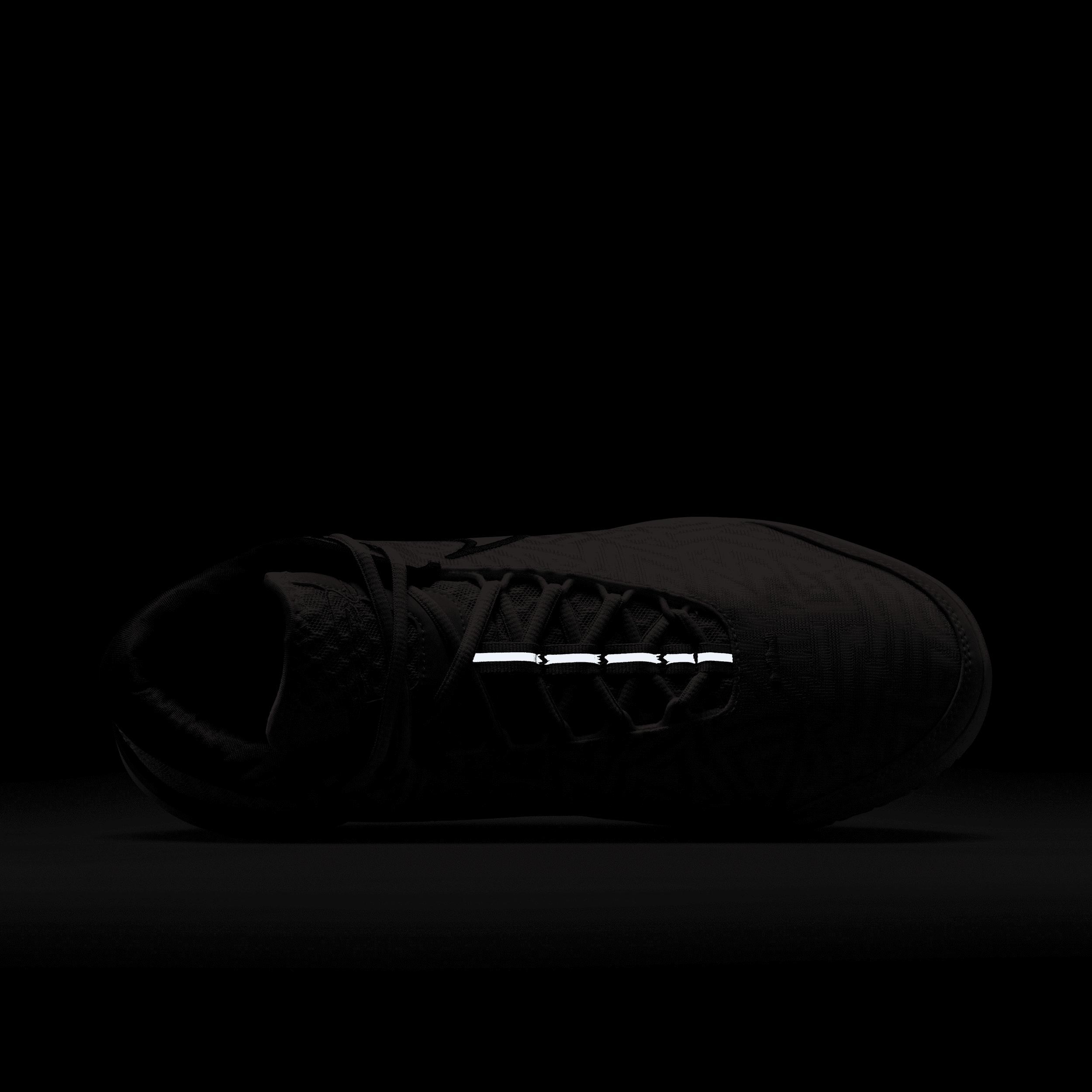 Nike Men's LeBron NXXT Genisus Basketball Shoes Product Image