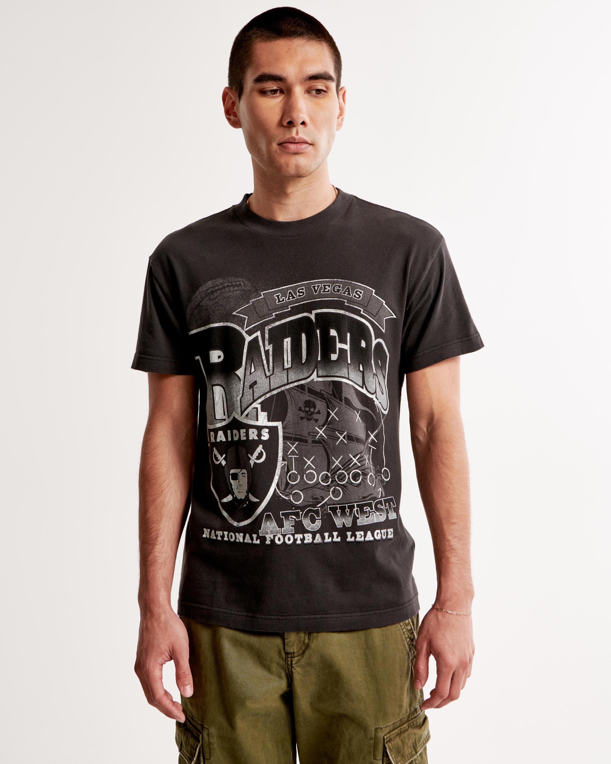 Tampa Bay Buccaneers Graphic Tee Product Image