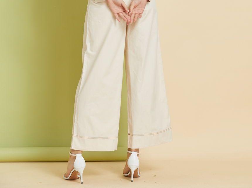 High-Waist Wide-Leg Pants With Belt Product Image