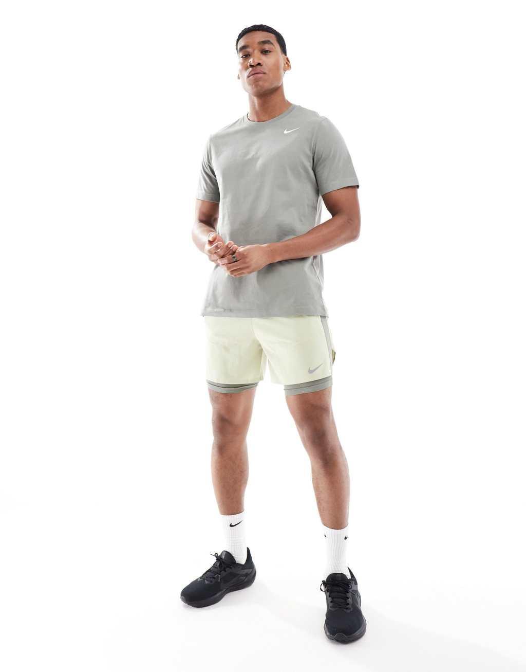Nike Training Dri-FIT t-shirt in dark gray Product Image