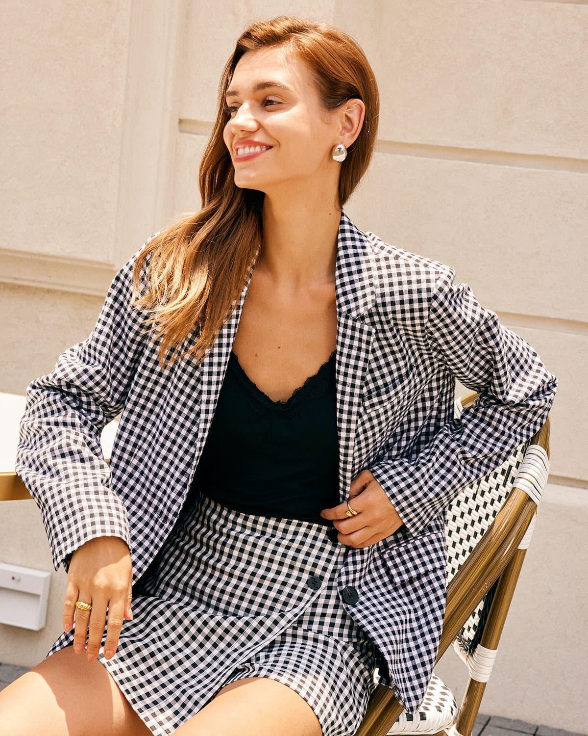 The Black Lapel Plaid Single-Breasted Blazer Product Image