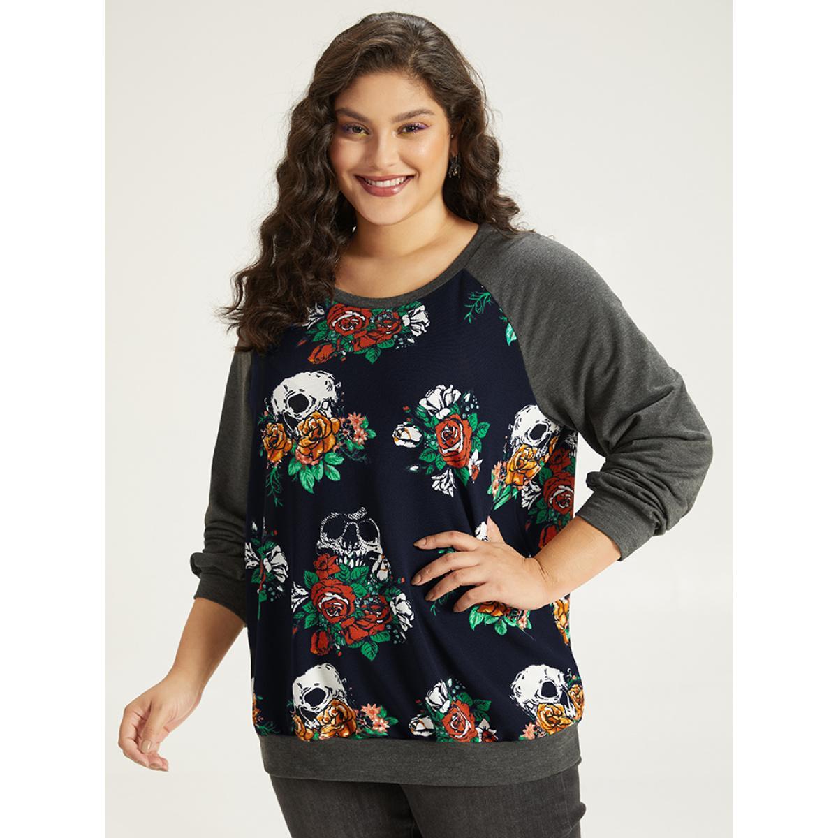 Plus Size Halloween Skull & Floral Print Raglan Sleeve Sweatshirt Women Indigo Casual Elastic cuffs Round Neck Dailywear Sweatshirts BloomChic 12/L Product Image