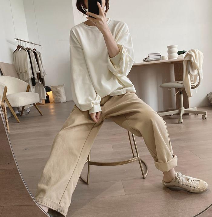 Round Neck Plain Sweatshirt Product Image