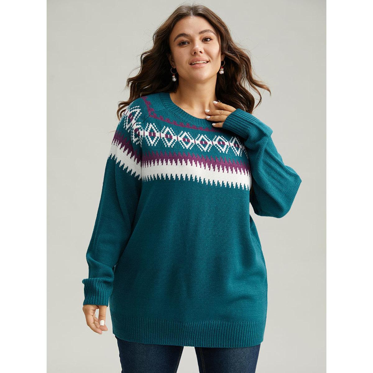 Plus Size Geometric Contrast Raglan Sleeve Pullover Emerald Women Casual Loose Long Sleeve Round Neck Festival-Christmas Pullovers BloomChic 30/6X Product Image