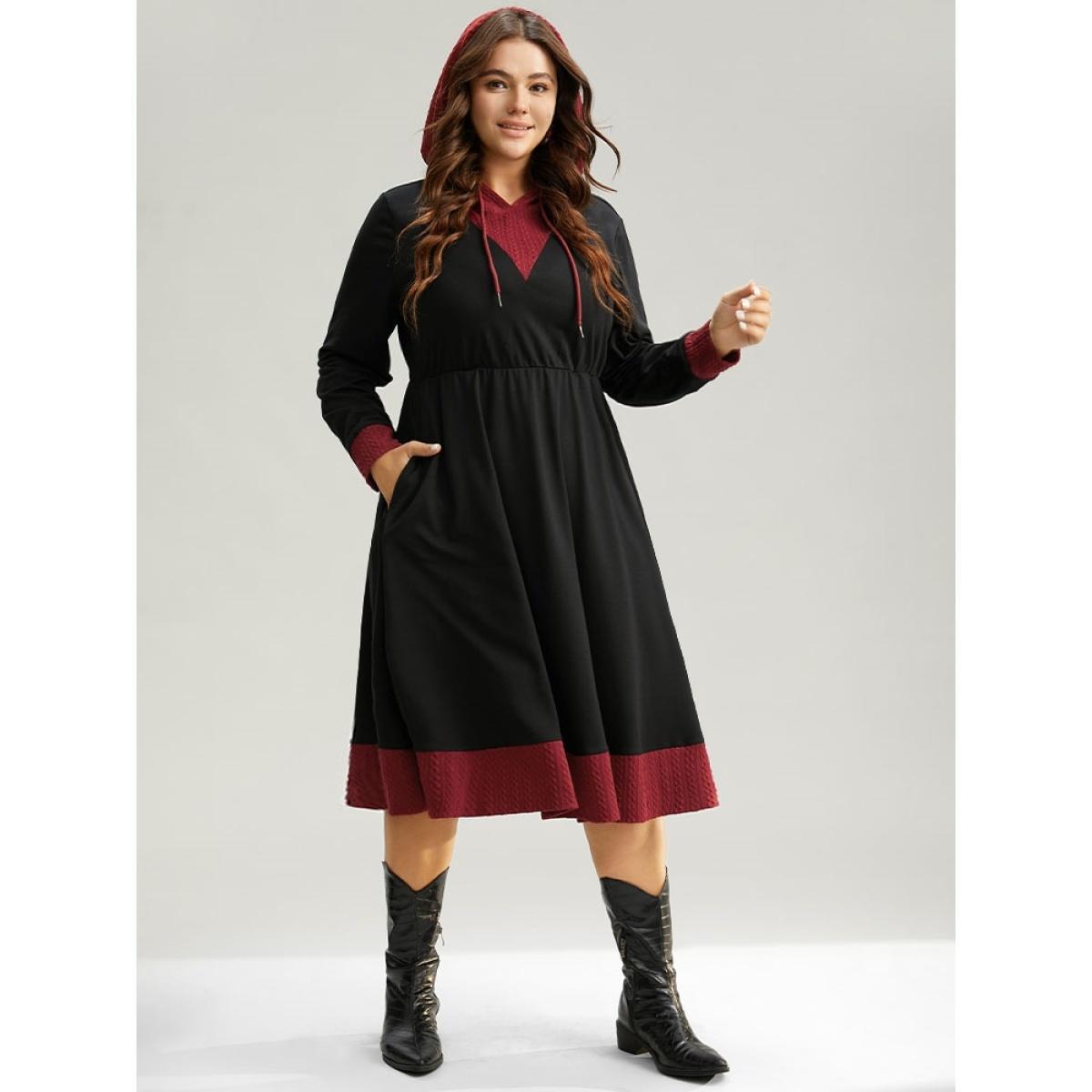 Plus Size Christmas Textured Contrast Hooded Drawstring Dress Black Women Casual Gathered Hooded Long Sleeve Curvy Midi Dress BloomChic 10/M Product Image