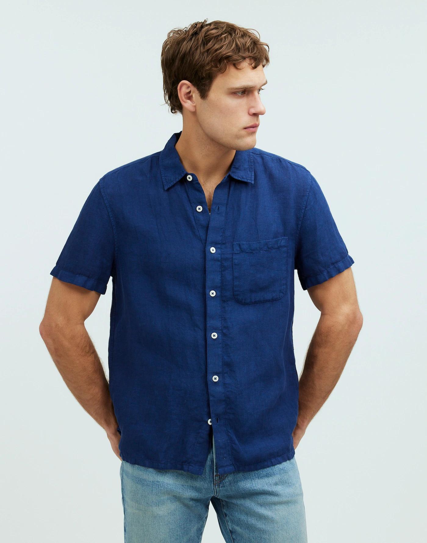 Easy Short-Sleeve Shirt in Linen Product Image