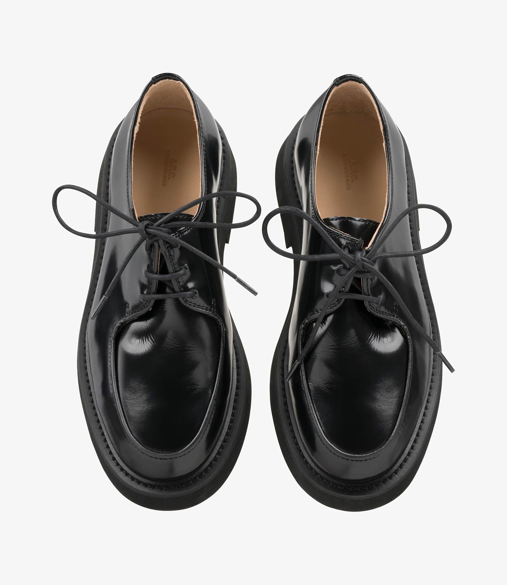 Gael shoes Product Image