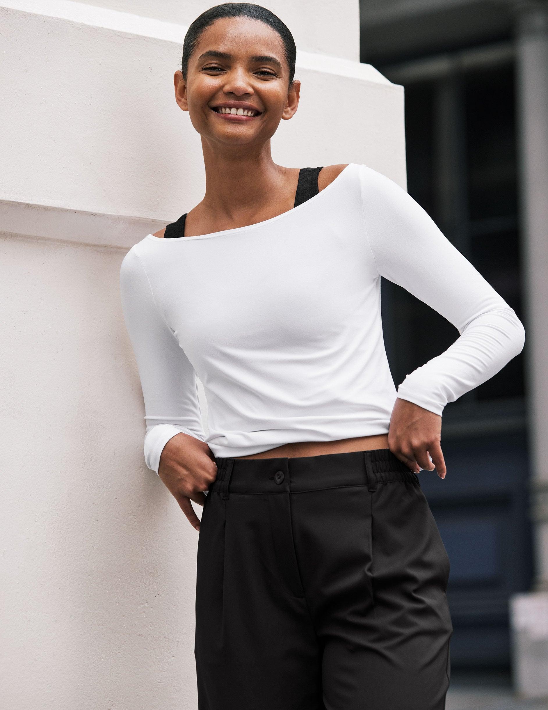 Featherweight Shoulder It Pullover Product Image