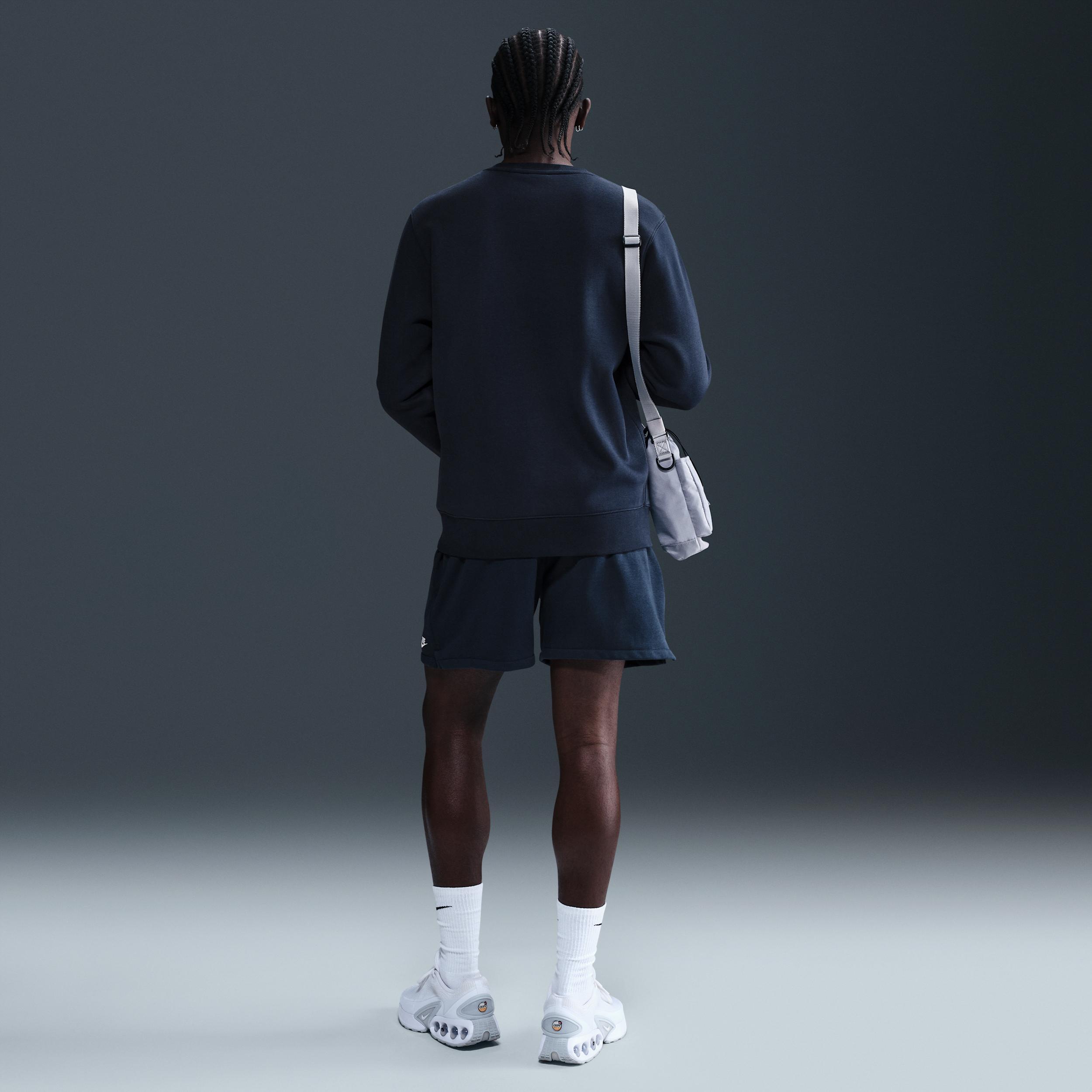 Nike Men's Club Fleece Crew Product Image