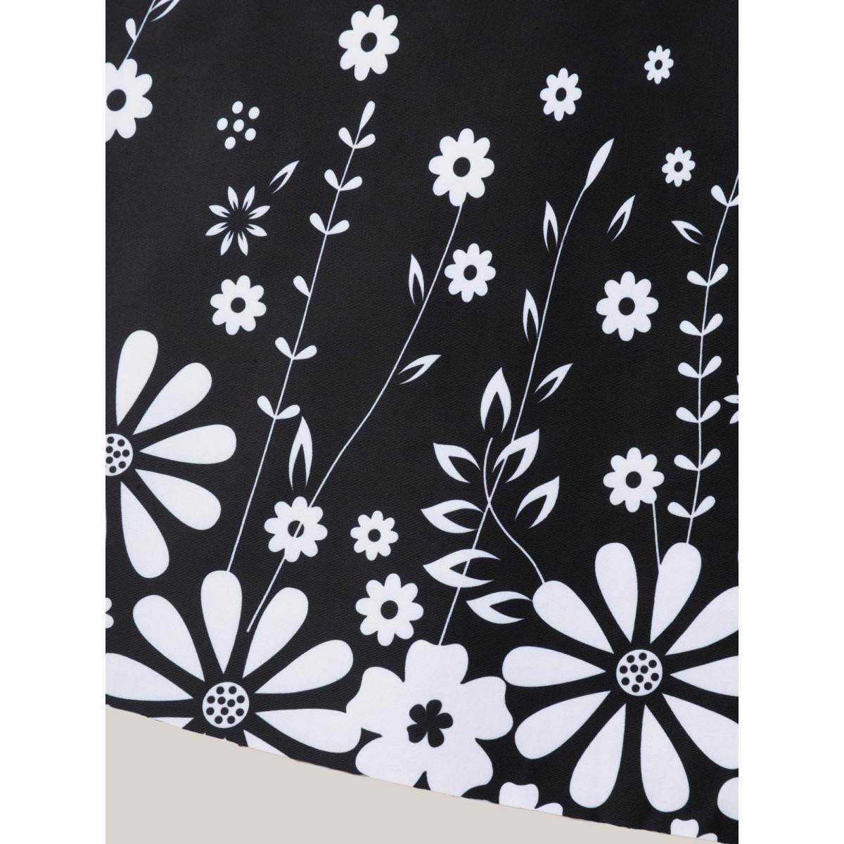 Plus Size Floral Hem Pockets Pleated Swim Bottoms Women's Swimwear Black Beach High stretch Bodycon High Rise Slanted pocket Curve Swim Bottoms BloomChic 22-24/3X Product Image