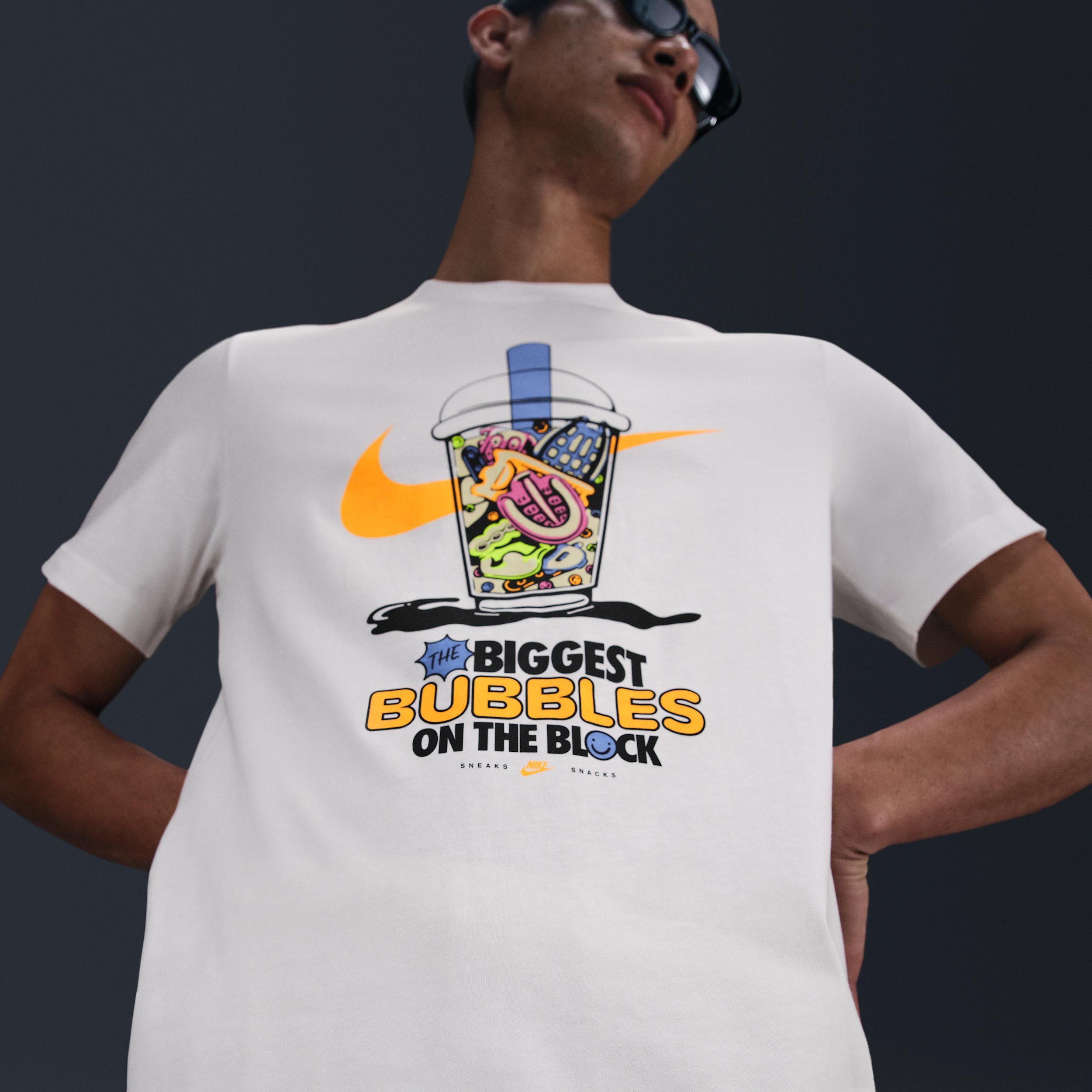 Nike Sportswear T-Shirt Product Image