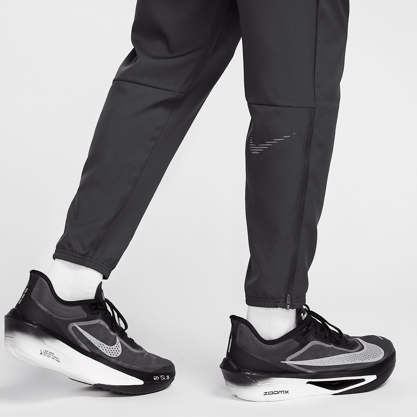 Nike Men's Challenger Flash Dri-FIT Woven Running Pants Product Image