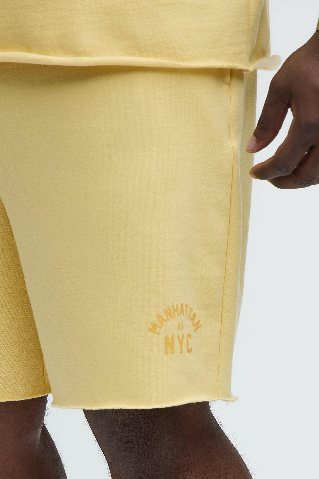 Manhattan Sweatshorts - Yellow Product Image