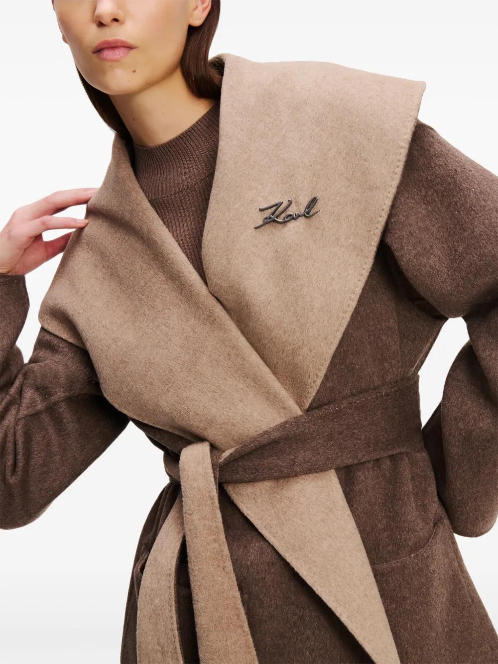 reversible coat Product Image