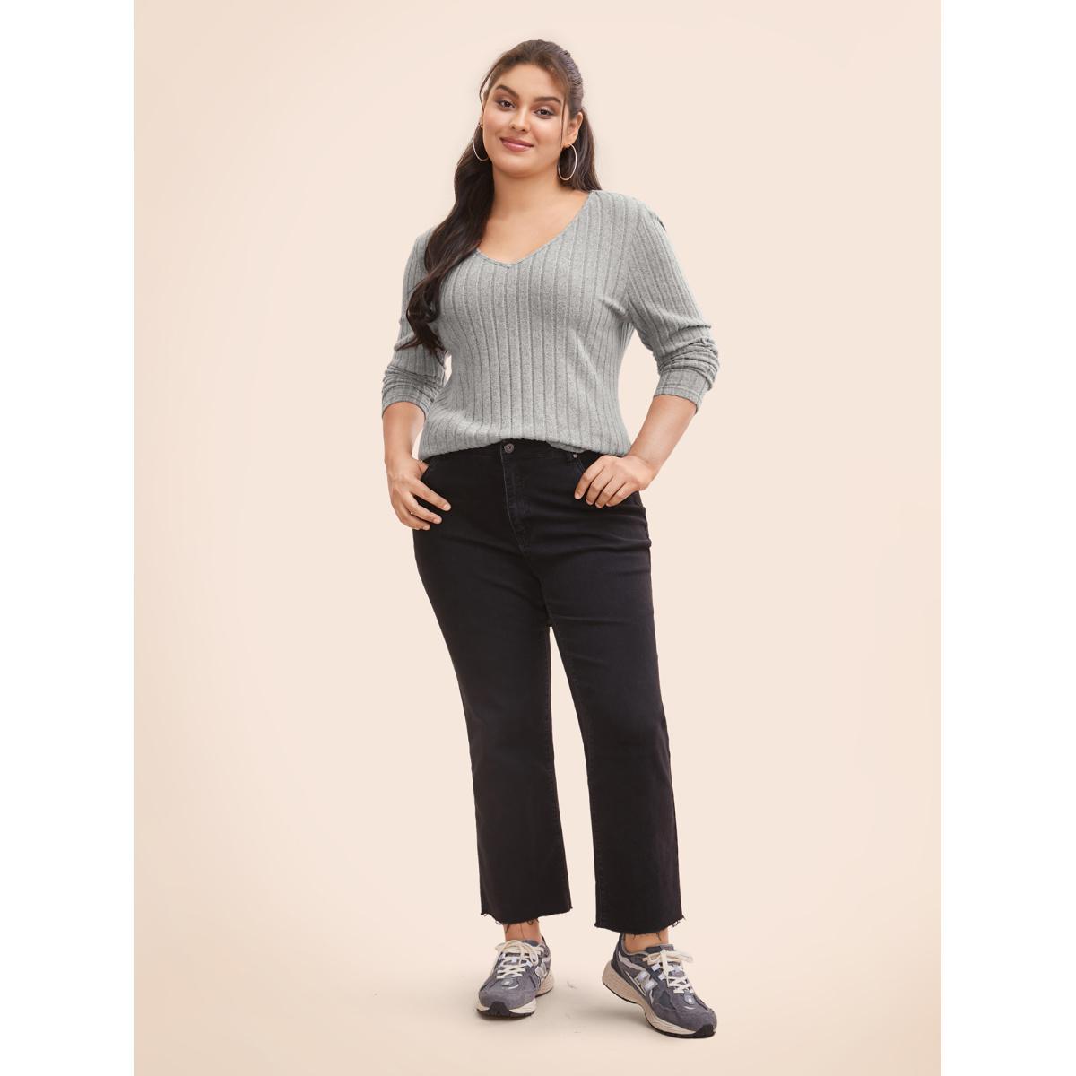 Plus Size Plain Textured Pit Strip Split Hem T-shirt LightGray Women Casual Texture V-neck Everyday T-shirts BloomChic 12/L Product Image