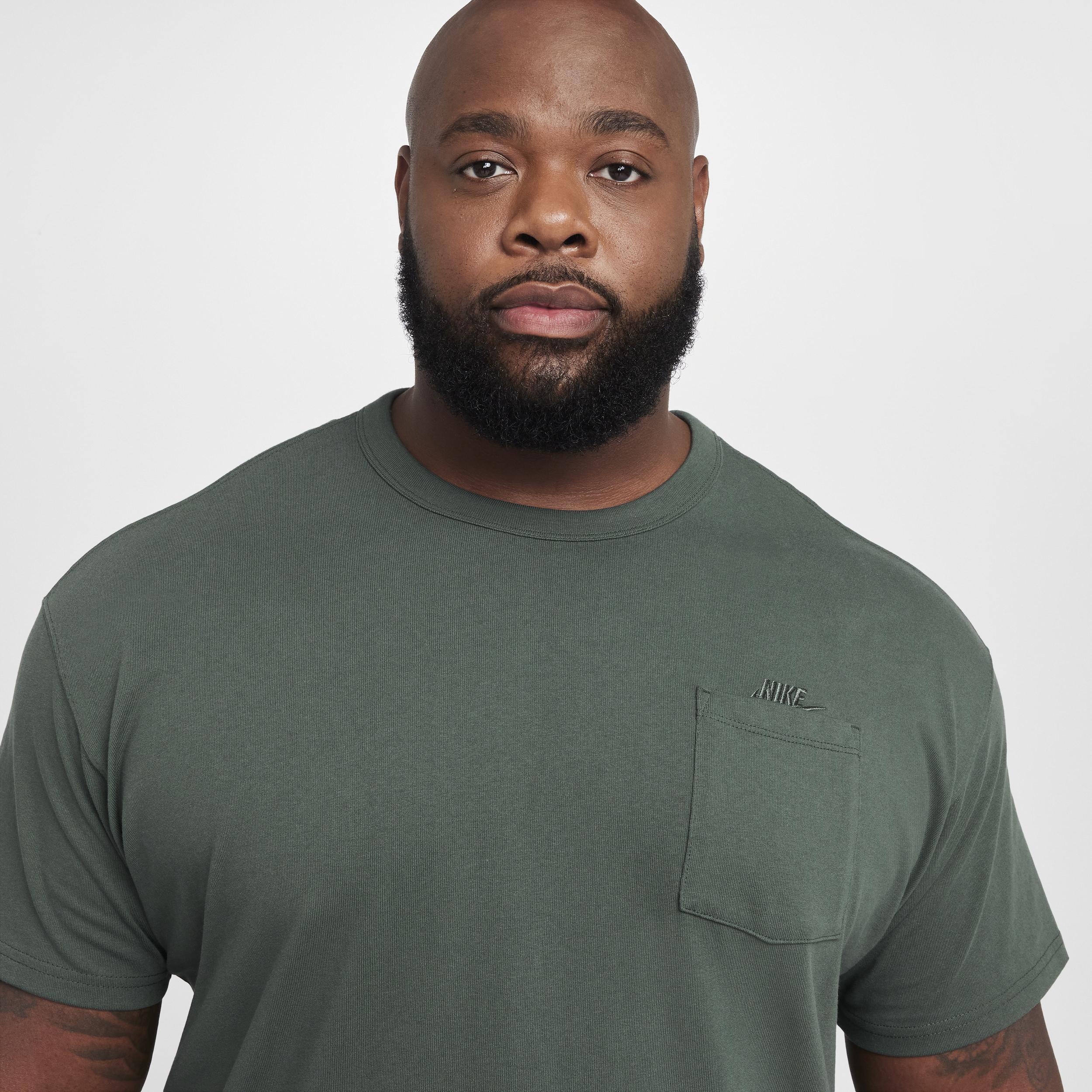 Men's Nike Sportswear Premium Essentials Pocket T-Shirt Product Image