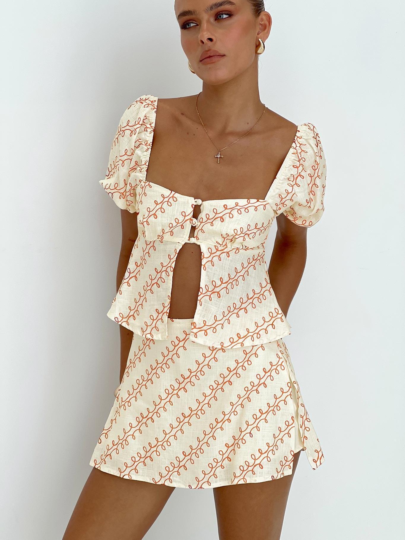 Passionfruit Linen Blend Top Multi Product Image