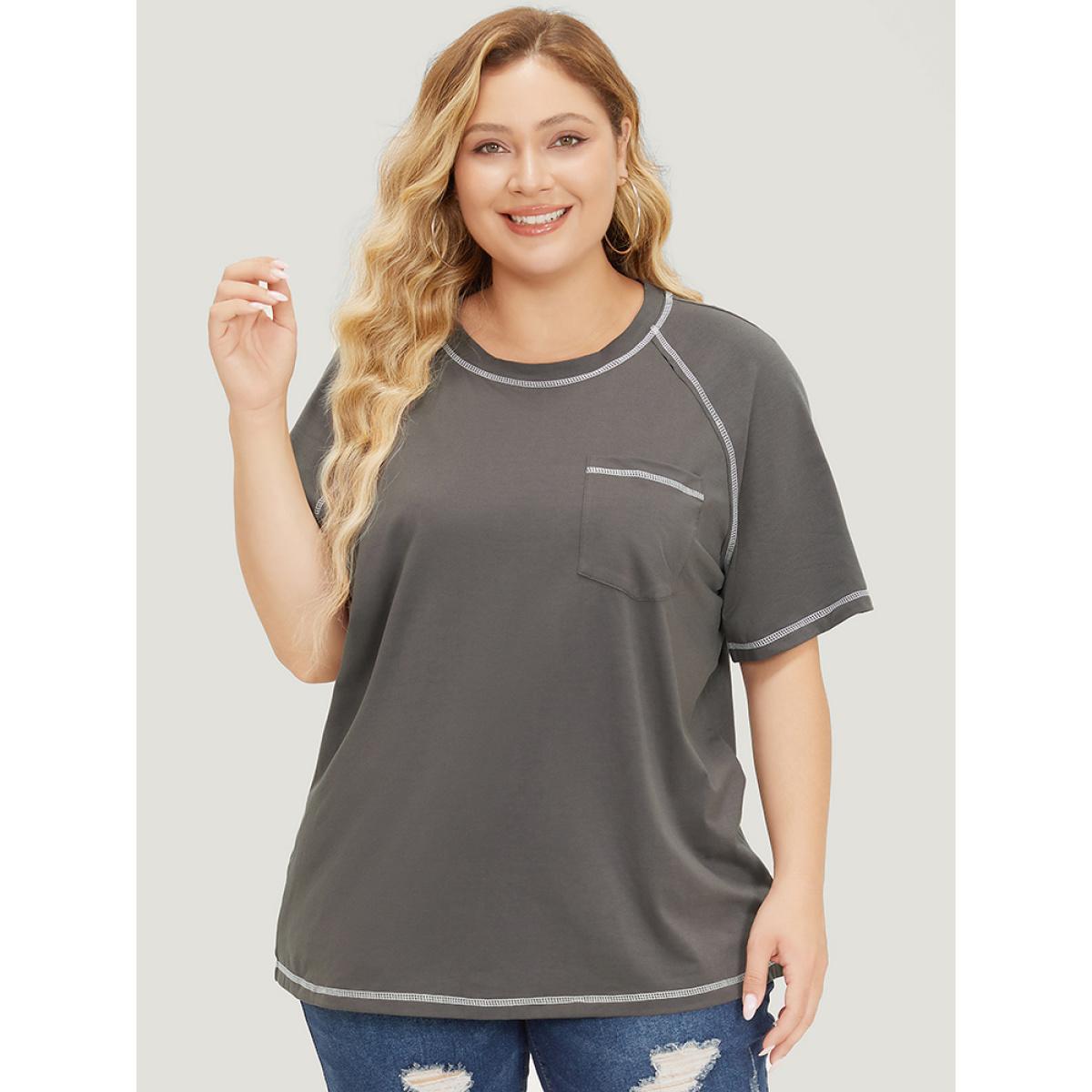 Plus Size Solid Contrast Stitch Raglan Sleeve Patched Pocket T-shirt DimGray Women Casual Stitch Plain Round Neck Dailywear T-shirts BloomChic 26/4X Product Image