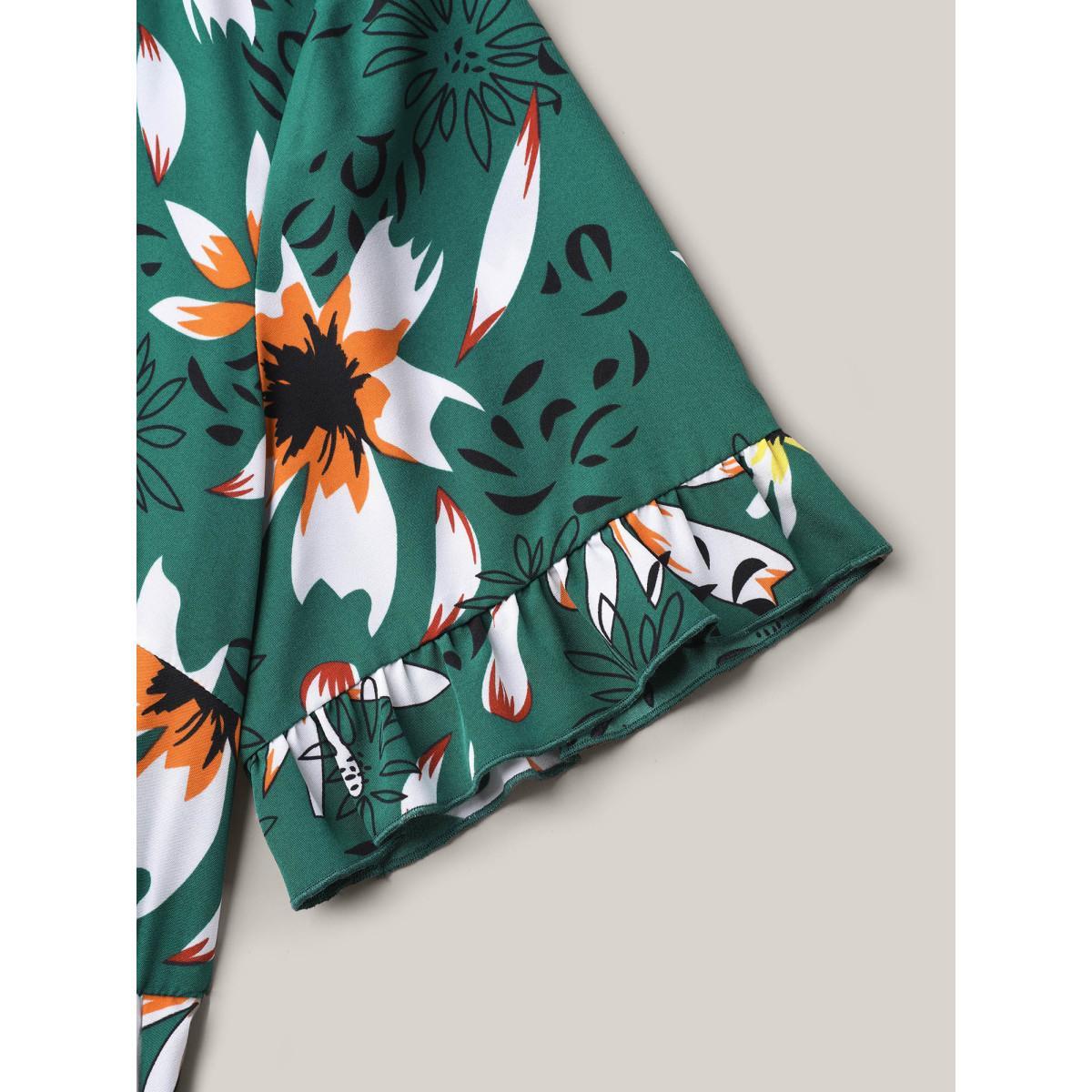 Plus Size Spring Floral Print Pockets Ruffled Midi Dress Emerald Women Resort Ruffles V-neck Short sleeve Curvy BloomChic 10/M Product Image