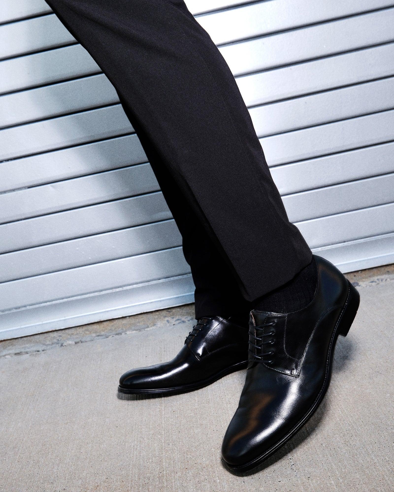 DAYMIN BLACK LEATHER Male Product Image