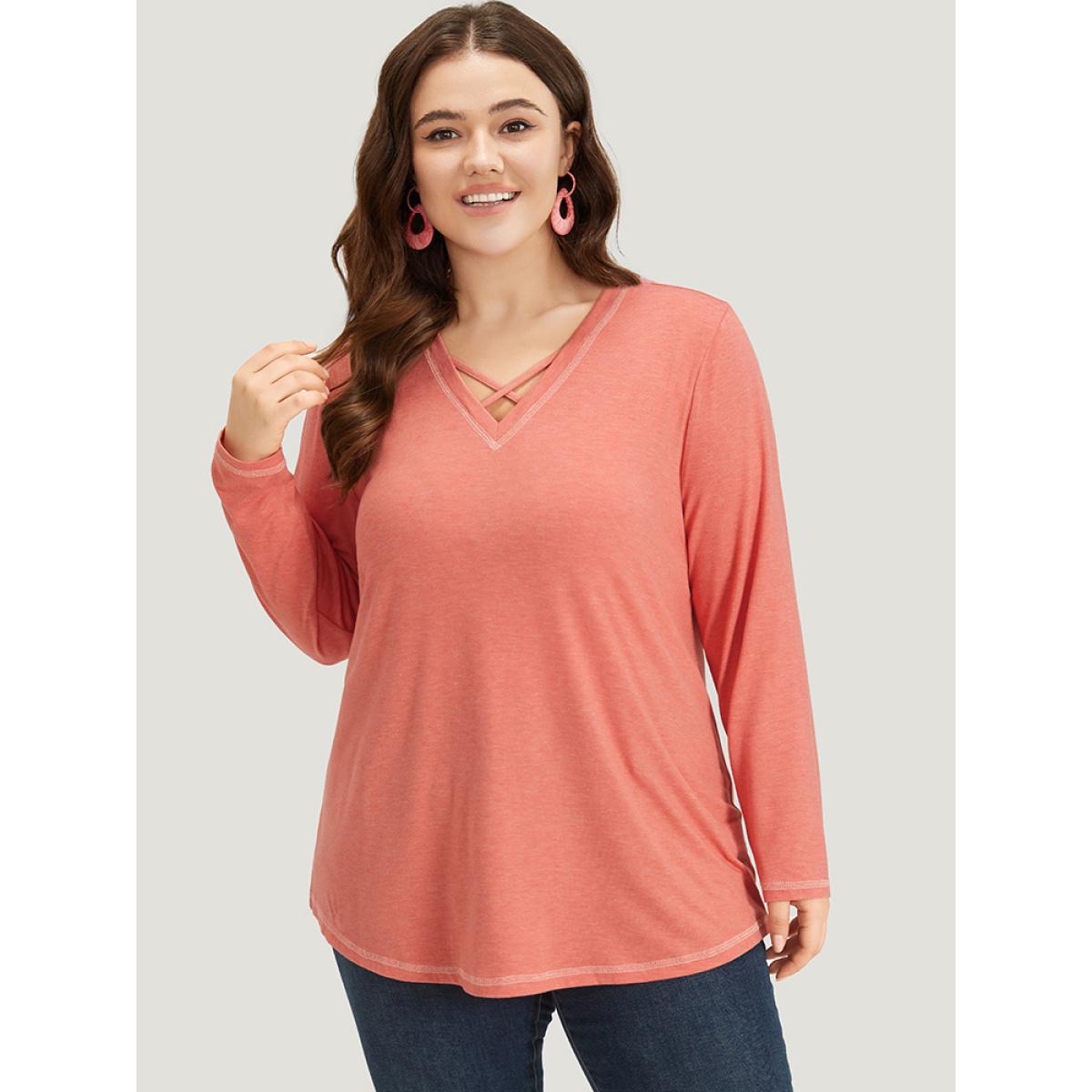 Plus Size Plain Crisscross V Neck Contrast Trim T-shirt Salmon Women Casual Plain Plain V-neck Dailywear T-shirts BloomChic 12/L Product Image