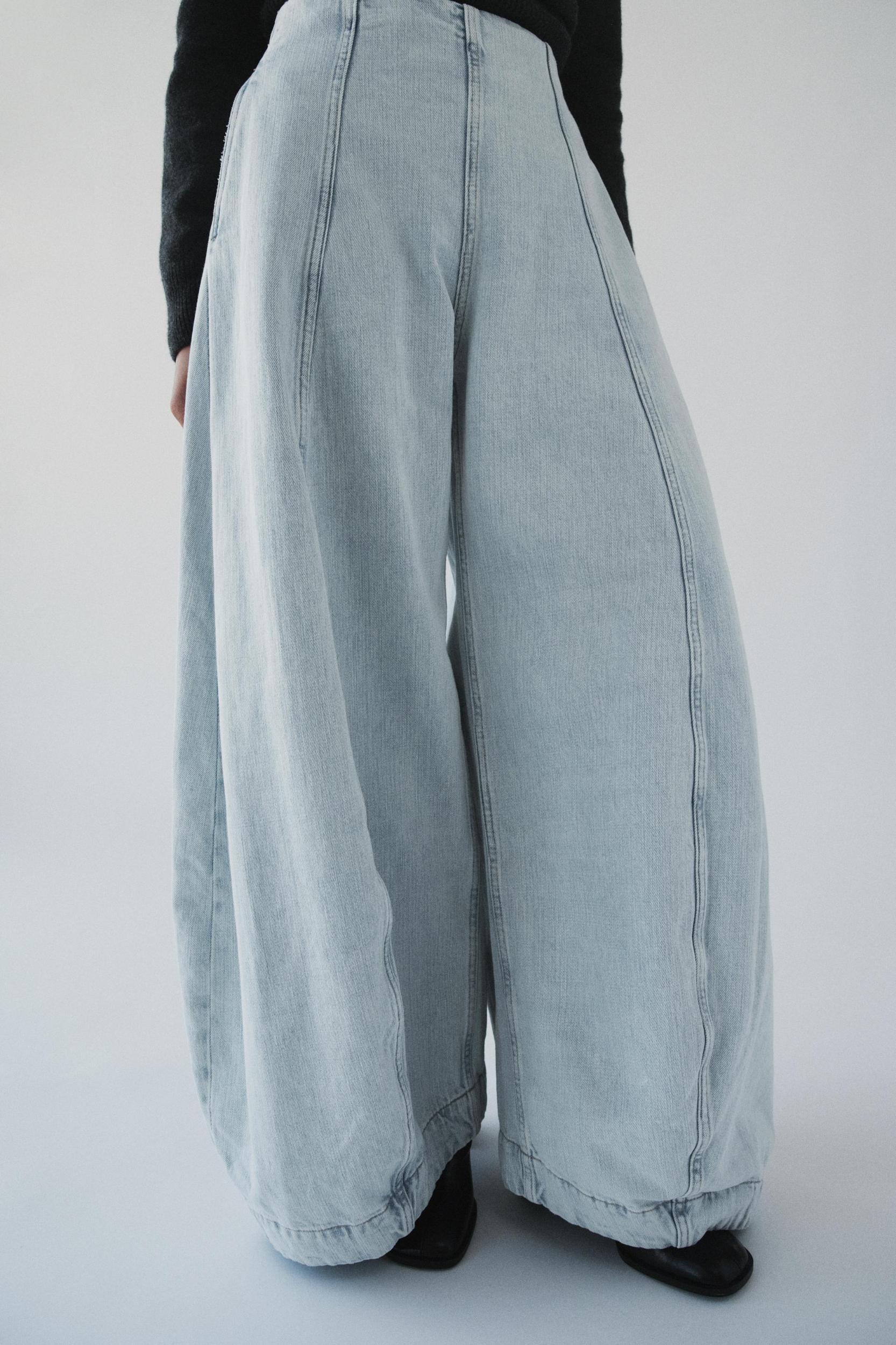 ZW COLLECTION HIGH-WAISTED BALLOON JEANS Product Image
