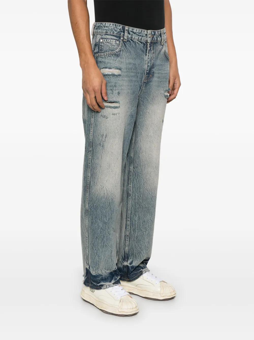 R3 distressed jeans  Product Image