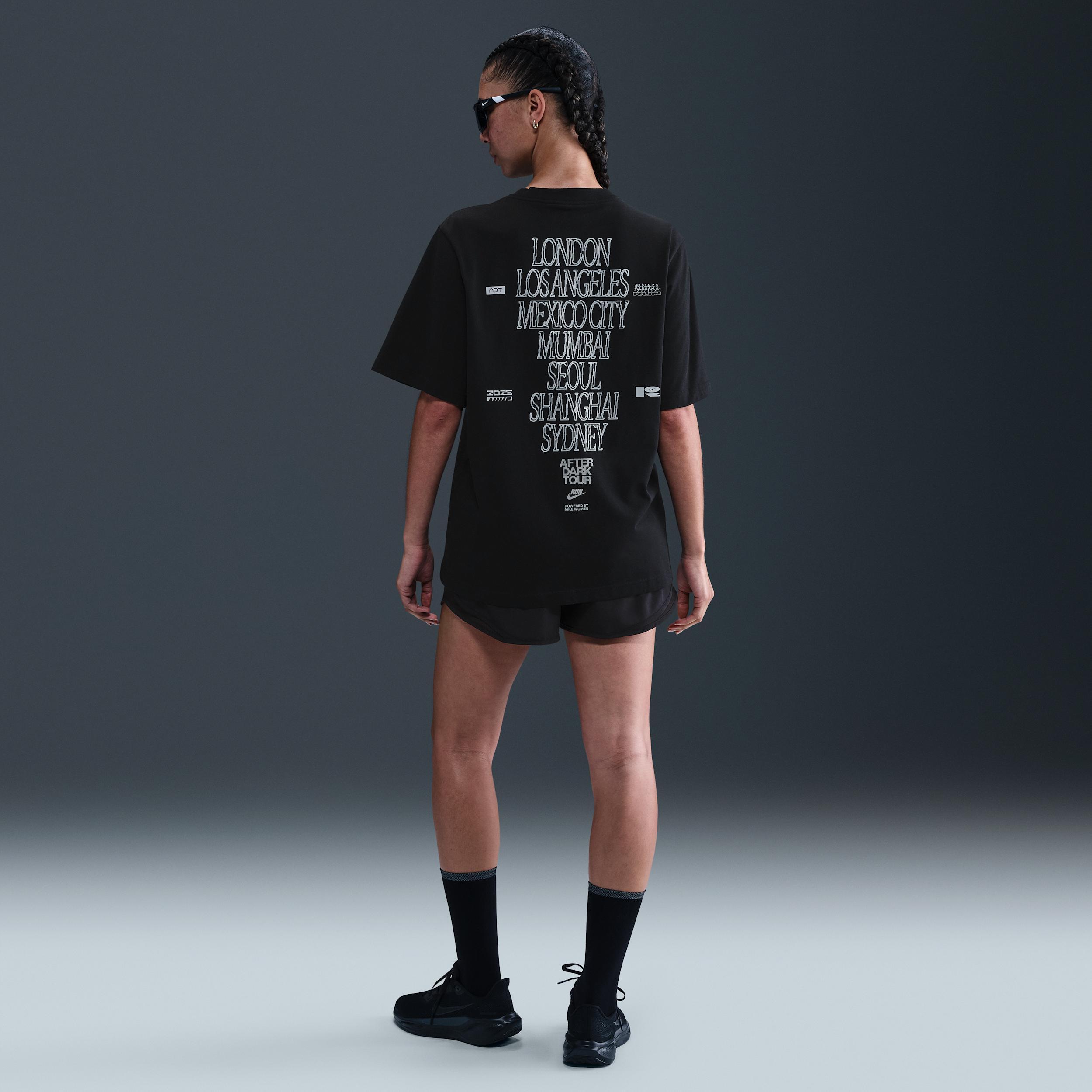 Nike After Dark Tour Women's Loose Short-Sleeve T-Shirt Product Image