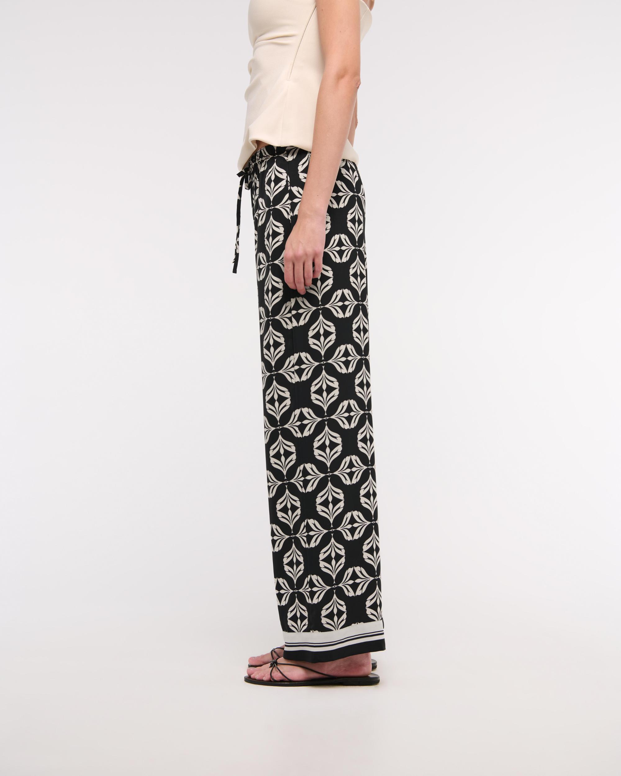 Drapey Wide Leg Pull-On Pant Product Image