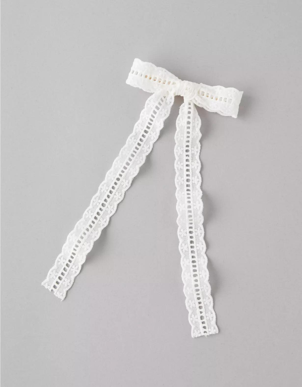 AE Small Eyelet Bow Product Image