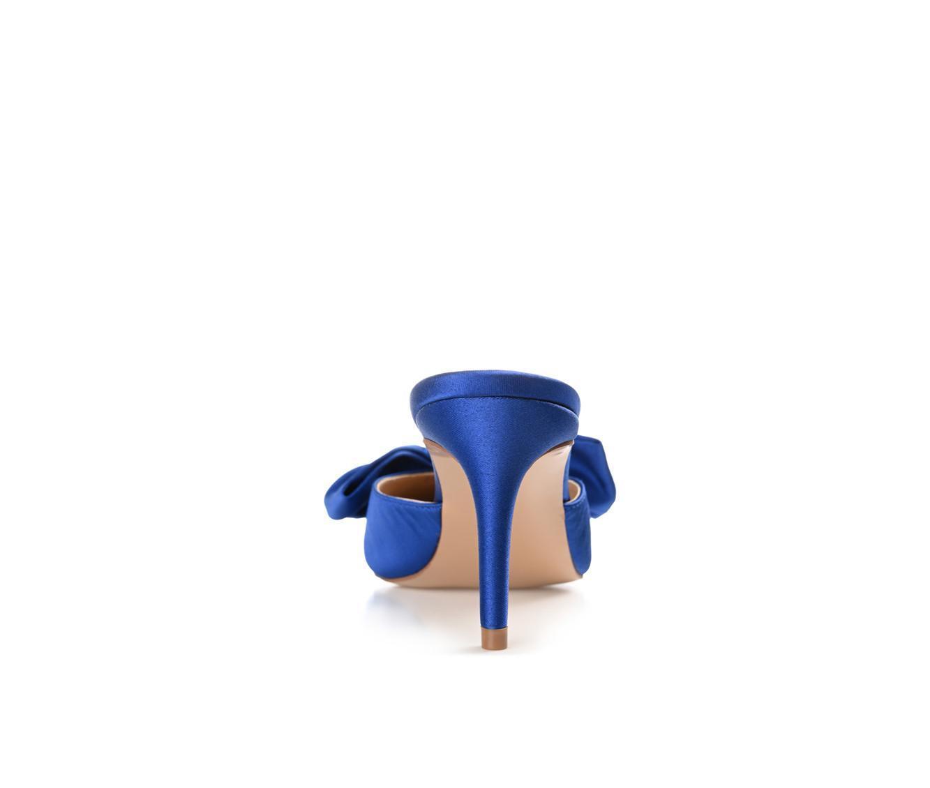 Women's Journee Collection Tiarra Pumps Product Image