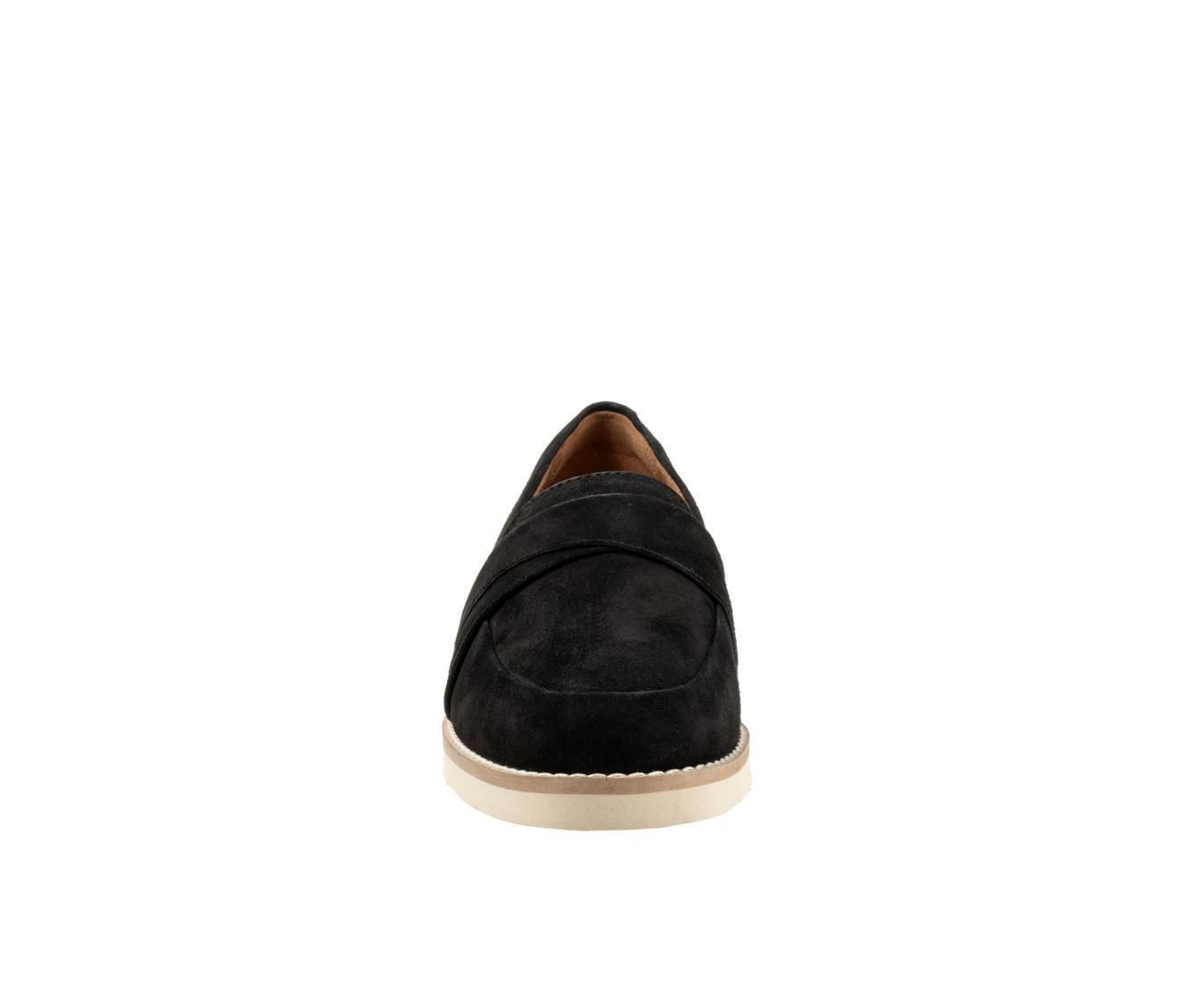 Women's Softwalk Walsh Loafers Product Image